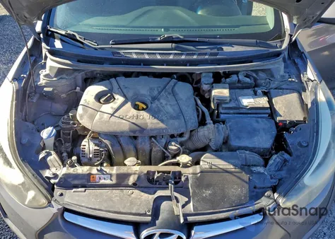 2014 Hyundai Elantra Se z USA, uszkodzony, nr VIN 5NPDH4AE5EH516103